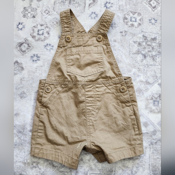 Old Navy Baby Boy's Overall Shorts 3-6 month - Picture 1 of 2